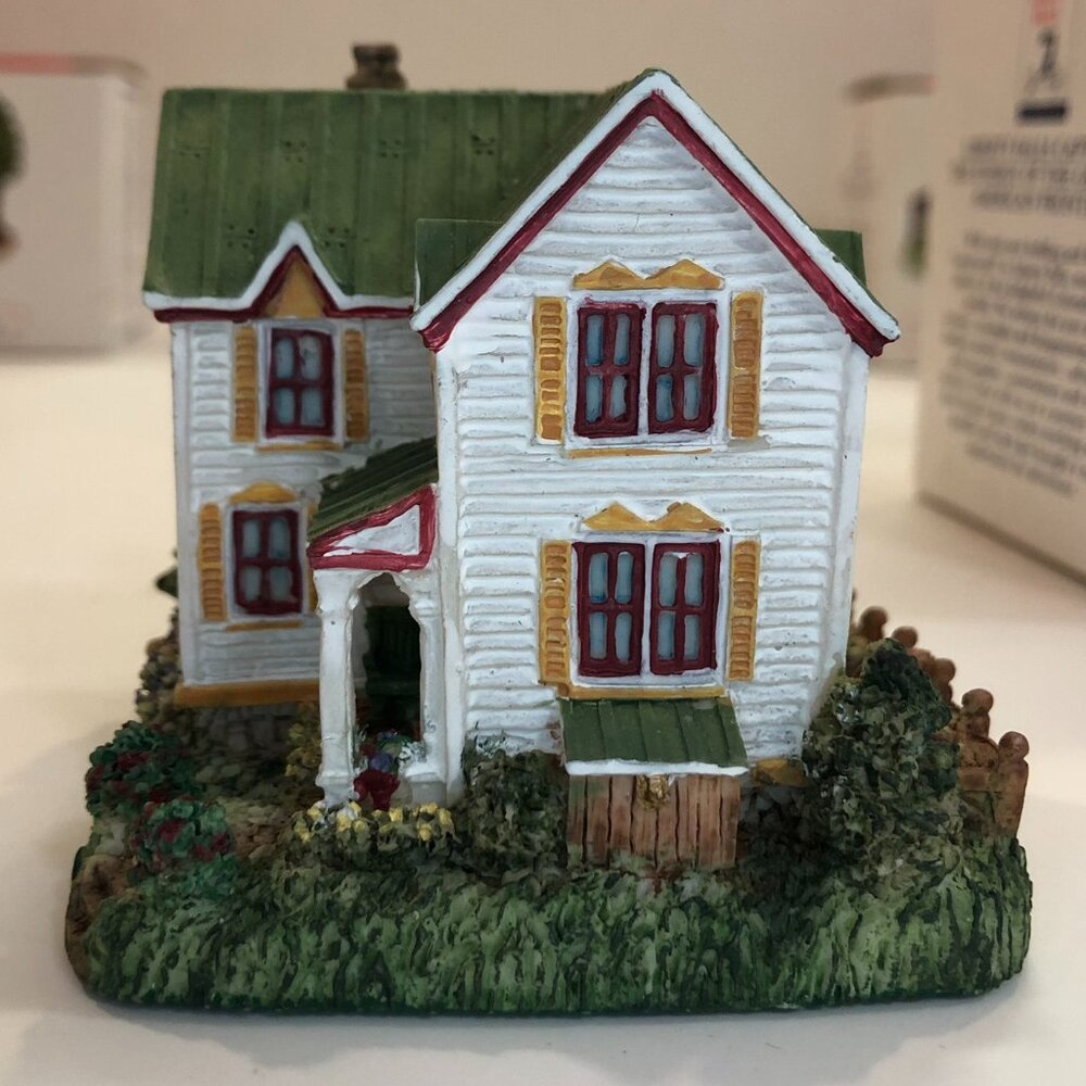 The Henshaw House 1999 Liberty Falls Collection AH181 with Original Box - Picture 2 of 16